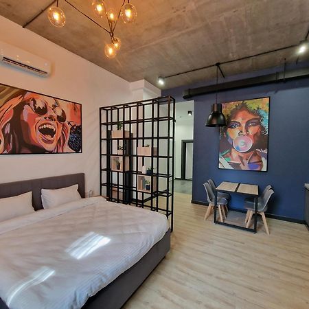 Apart Hotel Loft Almaty Eksteriør bilde