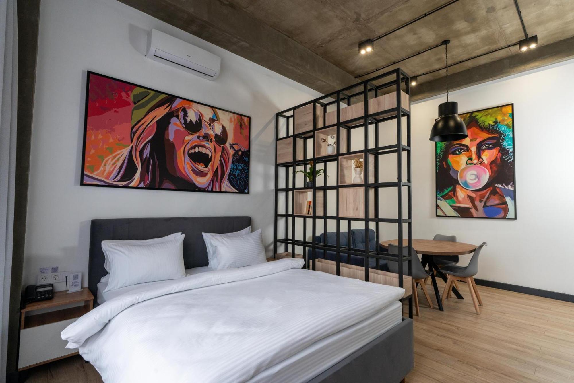 Apart Hotel Loft Almaty Eksteriør bilde
